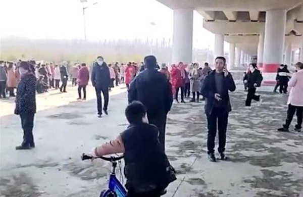 Đại hội xem mắt gây sốt MXH: Tiêu chuẩn tuyển chồng cao ngất ngưởng, số lượng nam nữ tham gia khiến dân mạng choáng váng-2