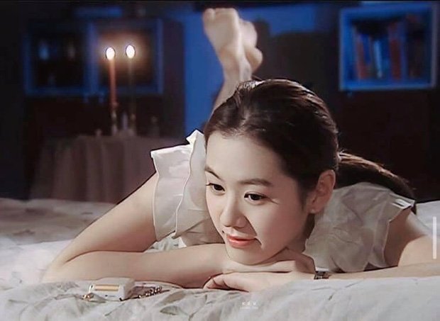 Khán giả ngỡ ngàng trước nhan sắc tuổi 19 của Son Ye Jin trong bộ phim đầu tay-9
