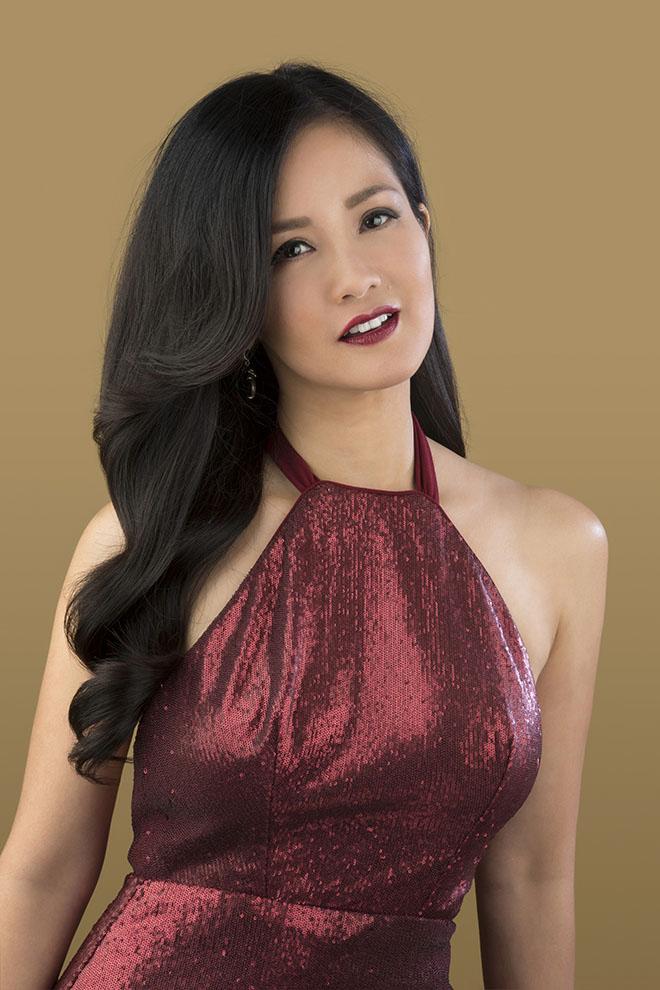 Cuộc sống tuổi 52 của Diva Hồng Nhung: Xinh đẹp, hạnh phúc bên bạn trai ngoại quốc ở Pháp-1