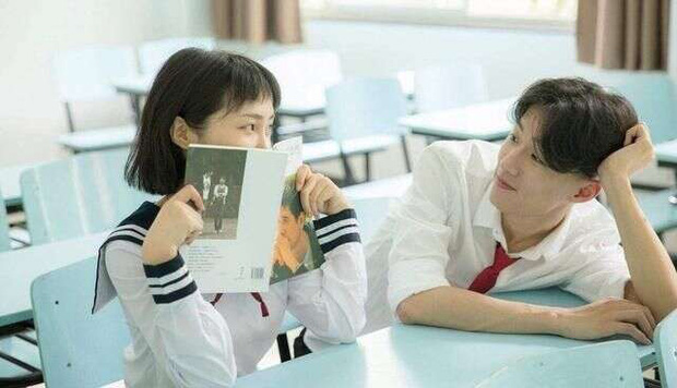 Con gái 14 tuổi được nam sinh tỏ tình nhưng bị mẹ phát hiện, mẹ chỉ nói đúng 5 câu mà khiến cô bé phải thay đổi suy nghĩ-2