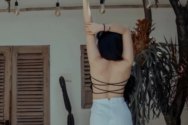 Phụ nữ Ấn Độ không dám sexy-2