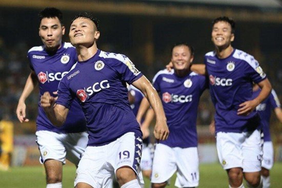 Nguyễn Quang Hải nghi mắc COVID-19