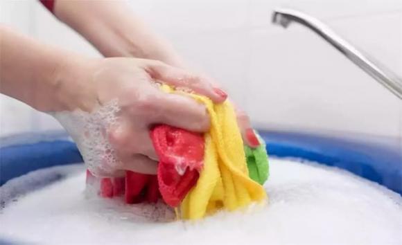 Giữa bột giặt và nước giặt cái nào tốt hơn?-6