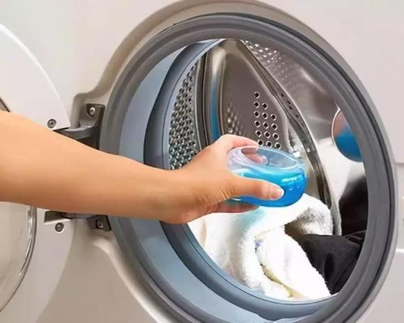 Giữa bột giặt và nước giặt cái nào tốt hơn?-7