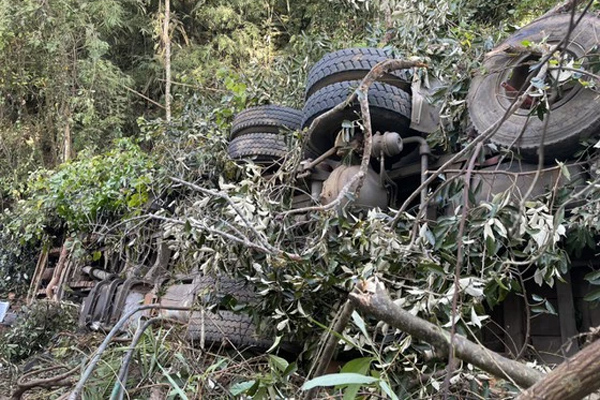 Người còn sống kể lại vụ tai nạn thảm khốc làm 6 người chết ở Gia Lai-3