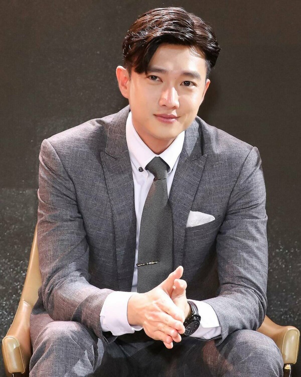 Minh Hằng xác nhận có mối quan hệ trên tình bạn, dưới tình yêu với Quốc Trường, nhà trai phản ứng thế nào?-3