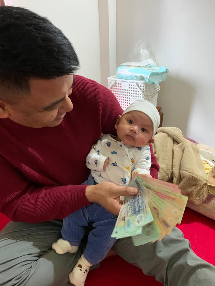 Hết Tết, hội mẹ bỉm bắt trend tổng kết thu nhập: Bé xíu đã trở thành lao động chính của gia đình-9