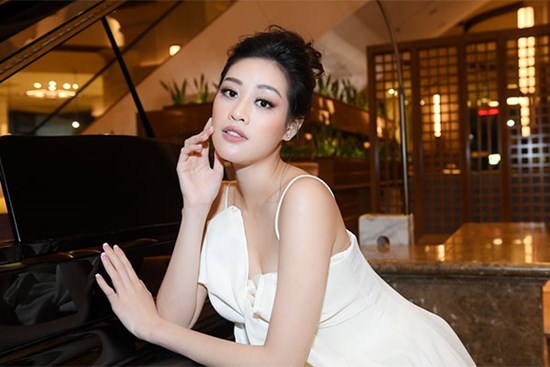 Khánh Vân: 'Sau một đêm ngủ dậy, tôi bỗng có nhà và xe mới'