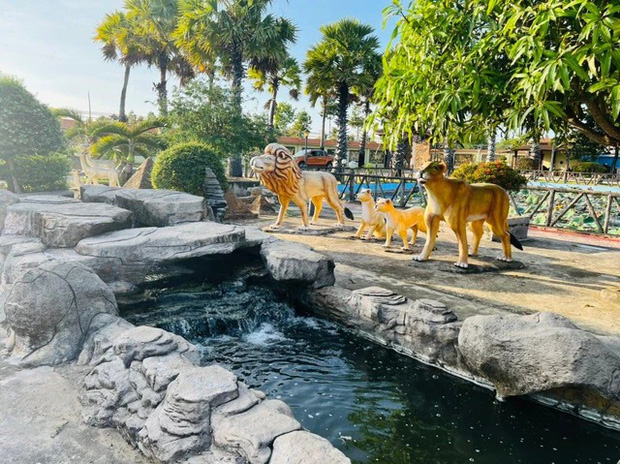 Đại gia Bạc Liêu rao bán gấp biệt phủ 200 tỷ khiến dân mạng sốc tận óc: Rộng 8,3 ha tầm cỡ khu du lịch, lối sống xa hoa không kém gì vua chúa-13