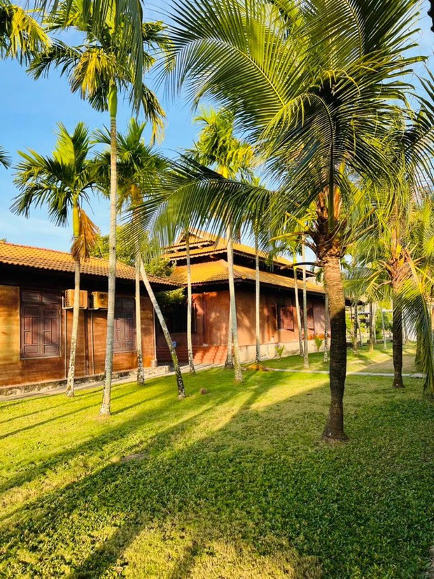 Đại gia Bạc Liêu rao bán gấp biệt phủ 200 tỷ khiến dân mạng sốc tận óc: Rộng 8,3 ha tầm cỡ khu du lịch, lối sống xa hoa không kém gì vua chúa-14