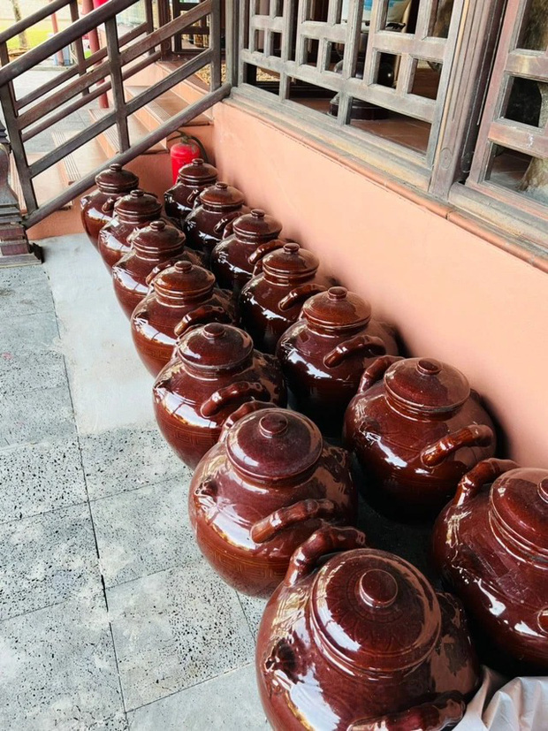 Đại gia Bạc Liêu rao bán gấp biệt phủ 200 tỷ khiến dân mạng sốc tận óc: Rộng 8,3 ha tầm cỡ khu du lịch, lối sống xa hoa không kém gì vua chúa-17