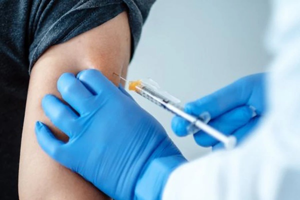 Nhiều phụ huynh quan sát thêm trước khi tiêm vaccine cho trẻ 5-12 tuổi-2