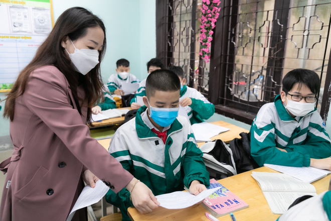 Không thể trì hoãn việc đến trường; sợ Covid mà nhốt ở nhà, trẻ có thể rối loạn tâm thần-3