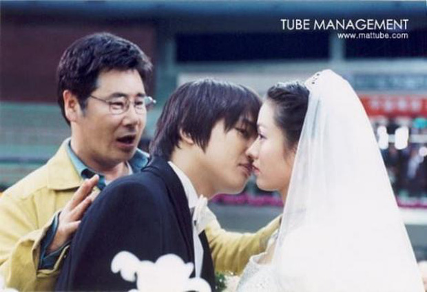 Tan chảy với loạt khoảnh khắc mặc váy cưới của Son Ye Jin, xinh thế này Hyun Bin chốt cưới vội là phải!-12