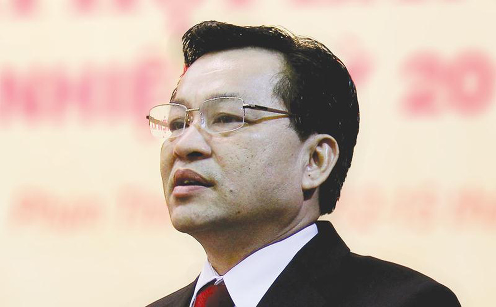 NÓNG: Bắt cựu Chủ tịch tỉnh Bình Thuận Nguyễn Ngọc Hai và 4 thuộc cấp-1