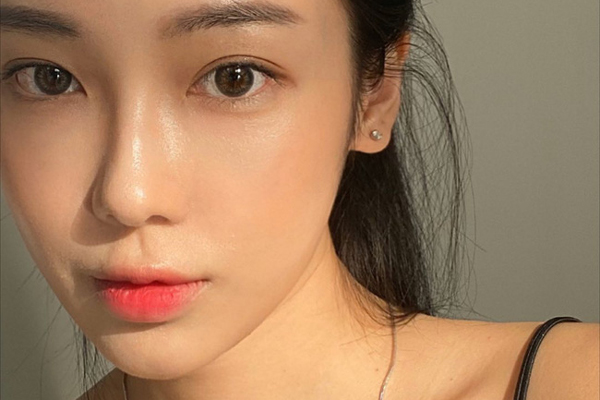 Quy trình skincare 4 bước gọn nhẹ cho da dầu, không cần bôi trát nặng mặt mà da vẫn đẹp mỹ mãn-4