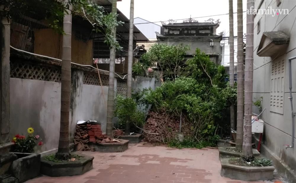 2 phụ nữ tố bị nhóm đàn ông cùng dòng họ xông vào tận nhà đánh đập khiến 1 người gãy tay, tài sản hàng trăm triệu đồng bị vơ vét-5