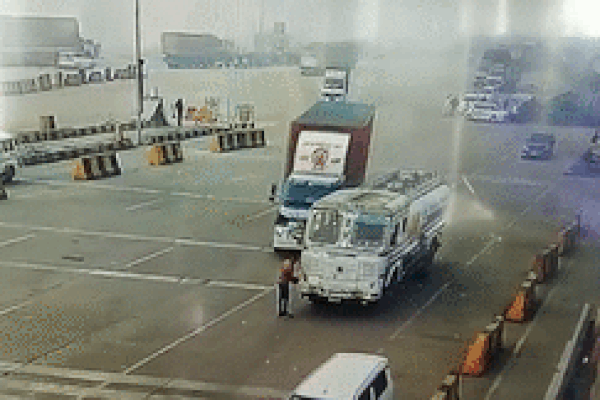 Video: Chùa Hương trước ngày đón khách chính thức sau thời gian dài chống dịch-1