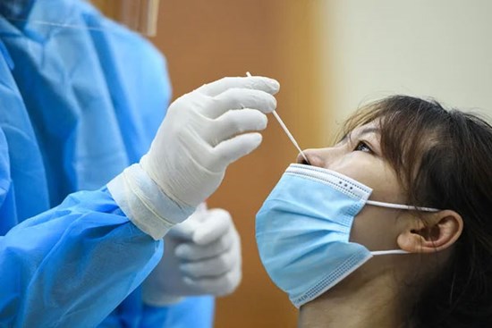 Nhập bộ xét nghiệm PCR giá 96.000-150.000 đồng, bán 395.000 đồng