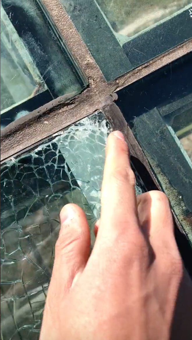 Nứt vỡ tại cầu kính cao nhất Việt Nam gần Sapa, nữ du khách hoảng hốt cảnh báo mọi người-5