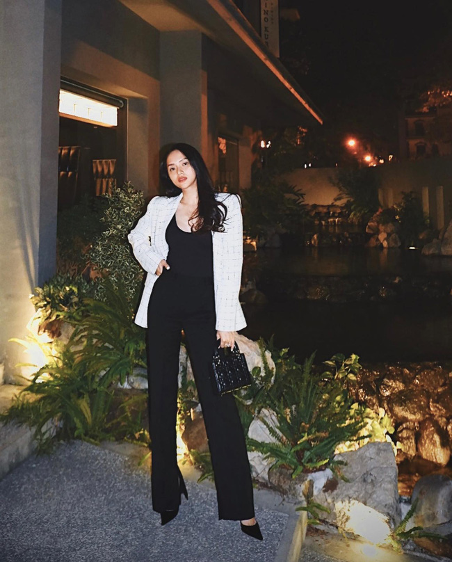 Mặc blazer mùa xuân trẻ trung như sao Việt với 13 cách mix không cầu kỳ-8