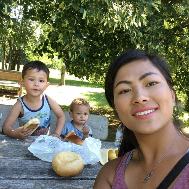 Lò Thị Mai - Cô gái HMông nổi tiếng năm nào, mẹ của 2 nhóc tì bên trời Tây: Tôi cũng từng là nạn nhân của tục bắt vợ-4