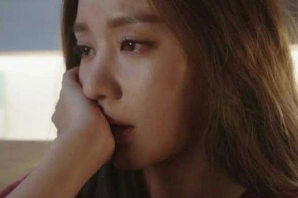 Bố 70 tuổi ở cùng con trai nhưng khi lâm bệnh nặng ông lặng lẽ đưa hết tài sản cho tôi-1