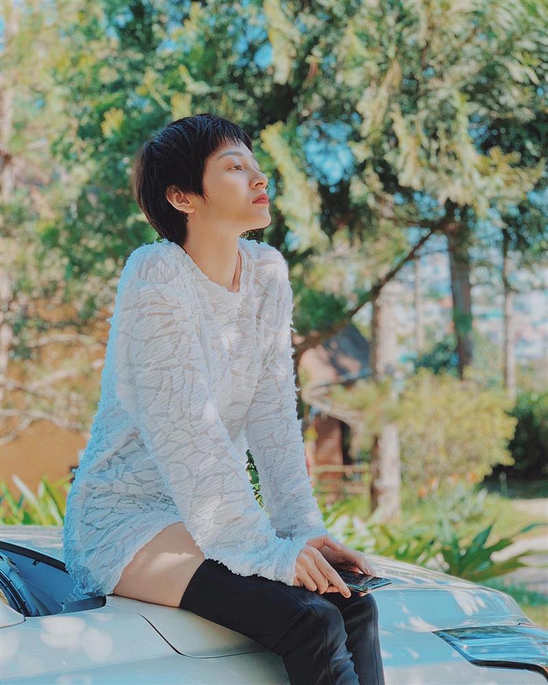 Style đời thường của Bảo Anh Bẫy Ngọt Ngào: Khoe triệt để hai điểm nhìn mà ước ao-4