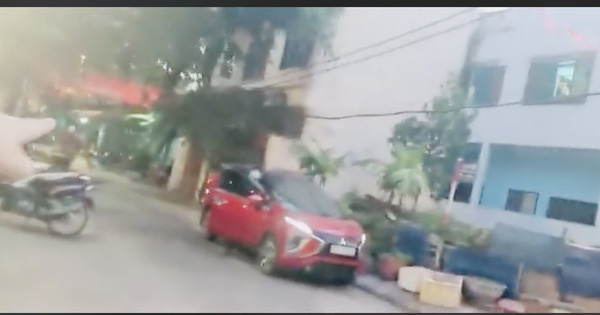 Người phụ nữ livestream tố bà Phương Hằng thuê người đánh chị gái mình gãy tay ở Gò Vấp-1