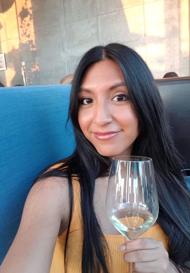 Hẹn hò với đại gia, cô nàng nhận thấy điểm kỳ lạ ngay cuộc gặp đầu tiên rồi ù té chạy, biết thân phận của hắn ta mới hú hồn-3