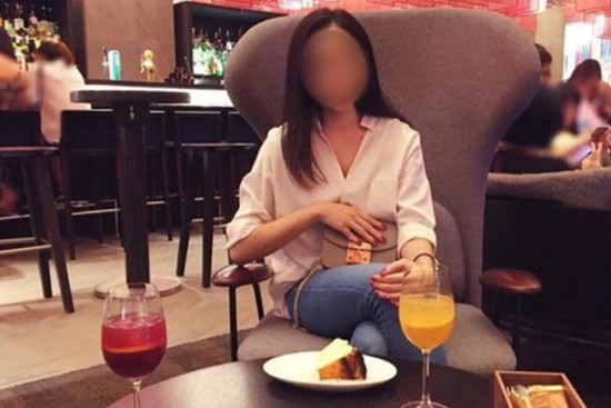 Hẹn hò với đại gia, cô nàng nhận thấy điểm kỳ lạ ngay cuộc gặp đầu tiên rồi