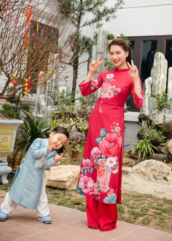 Hé lộ hình ảnh biệt thự hoành tráng mà Hòa Minzy xây cho bố mẹ ở Bắc Ninh-1