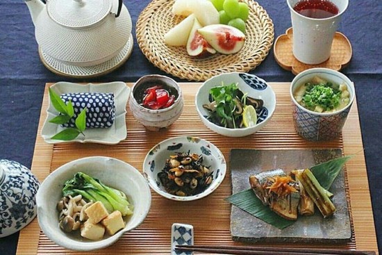 Bí quyết sống thọ của người Nhật hóa ra cực kỳ đơn giản: Bốn thói quen ăn uống và thường xuyên làm hai điều