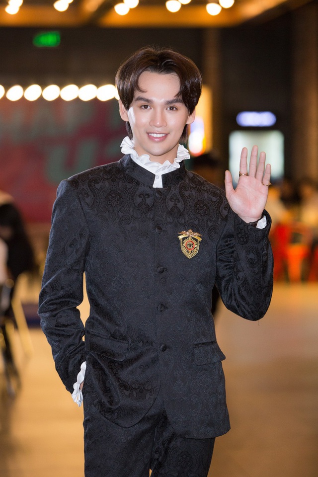 HOT: Sao nam nổi tiếng Vbiz tổ chức đám cưới vào ngày 14/2-3