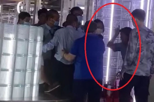 Vụ vợ tử vong trên cầu, chồng tự tử tại nhà riêng: Đang chở nhau ra toà ly hôn thì xảy ra bi kịch-3