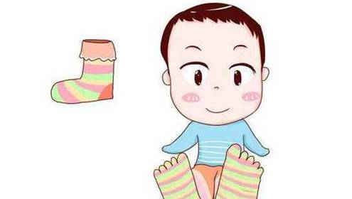 Băn khoăn không biết con có thực sự lạnh hay không, bố mẹ chỉ cần chạm vào 2 bộ phận này của trẻ sẽ rõ-3