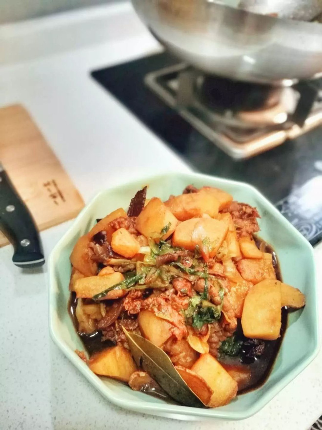 Nhà tập thể 43m² lột xác” thành không gian xinh xắn sau 3 tháng tự tay cải tạo của cặp đôi mới cưới-13