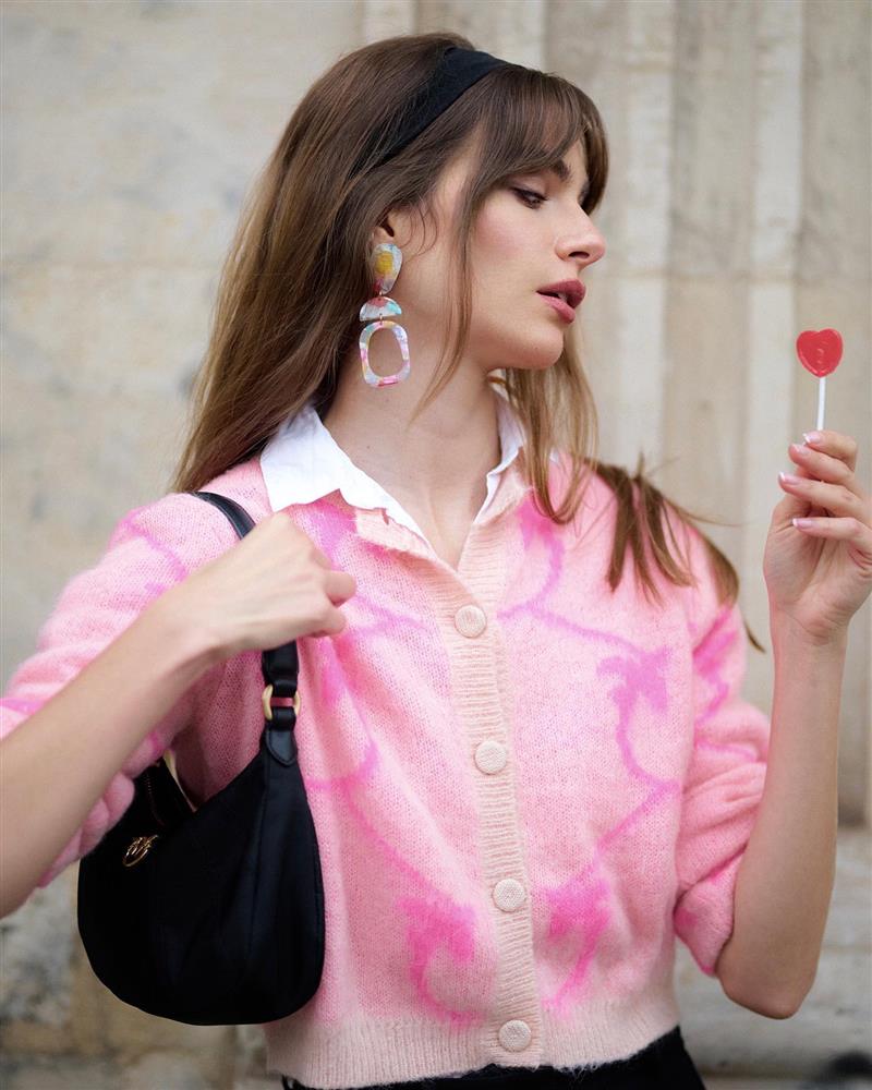 5 món thời trang mùa xuân giúp gái Pháp luôn trẻ trung, sang trọng-11