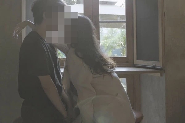 Người đàn ông 35 tuổi đột nhiên ngứa họng dữ dội, không ngờ mắc ung thư vòm họng do virus HPV chỉ vì một sở thích khi quan hệ-2