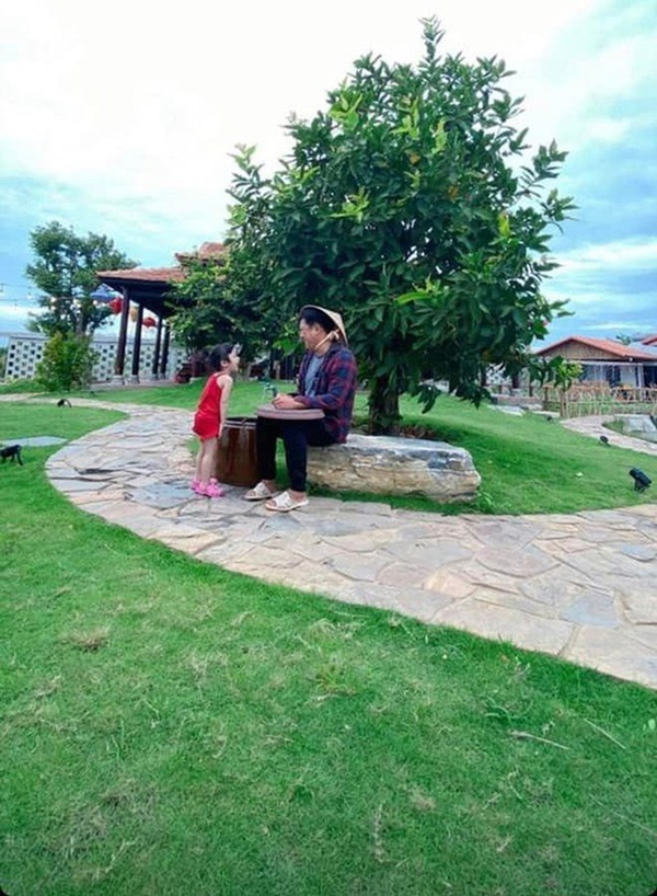 Cuộc sống của Trường Giang ở tuổi 39: Giàu có, viên mãn nhất showbiz, nổi tiếng sợ vợ-5