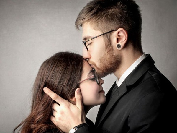 3 bộ phận trên cơ thể khi được hôn nhiều giúp kéo dài tuổi thọ, 2 bộ phận lại cần tránh, valentine này các cặp đôi hãy hôn cho đúng-2