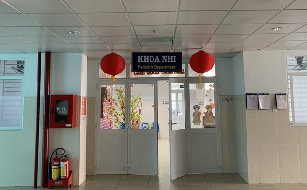 Bé gái 15 tuổi uống thuốc tự tử vì bạn trai chối bỏ cái thai được đưa đi giám định pháp y-1