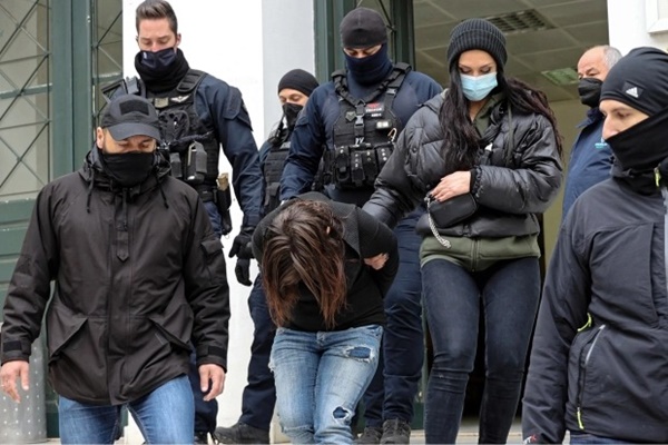 Bé trai 7 tuổi bị mẹ và người tình sát hại dã man, xót lòng khi xem cảnh hiện trường nơi giấu xác đứa trẻ-4