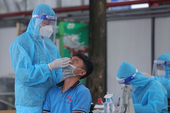 Ngày 14/2, thêm 29.413 ca COVID-19 mới, 20.924 ca trong cộng đồng