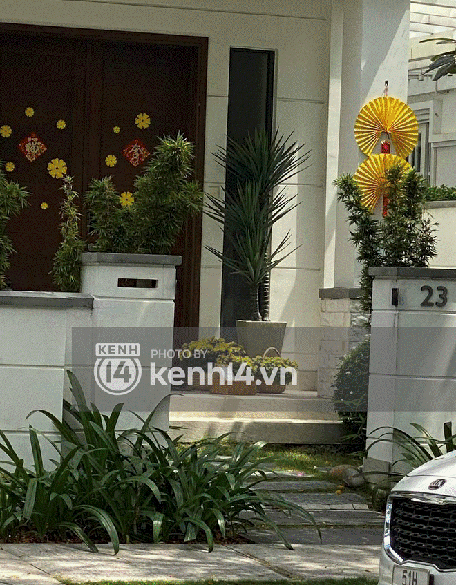 Bên trong biệt thự của Sơn Tùng và Hải Tú: Rộng rãi sang trọng, camera tứ phía, hàng online nằm la liệt cả ngày chẳng ai nhận-5