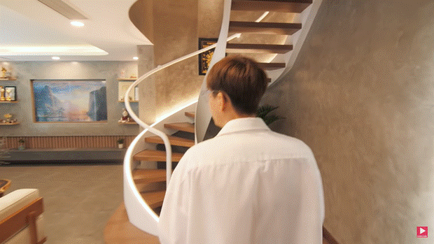 Cận cảnh penthouse 22 tỷ của Ngô Kiến Huy: Đập thông 3 tầng, có cả hồ cá to, phòng gym-2