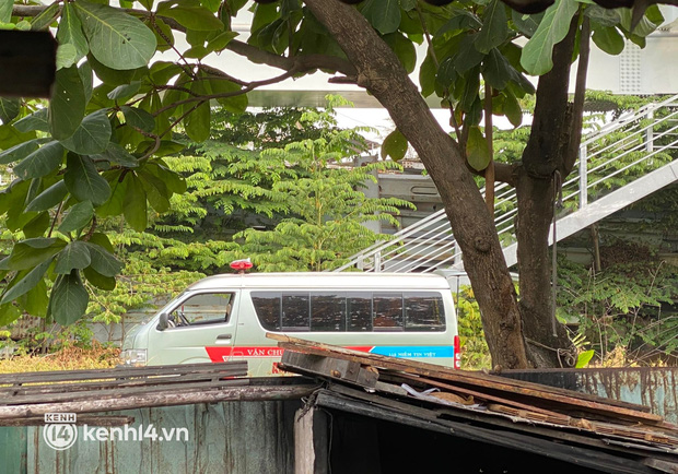 Đang khám nghiệm hiện trường nơi phát hiện thi thể nam sinh mất tích khi vào TP.HCM nhập học-1