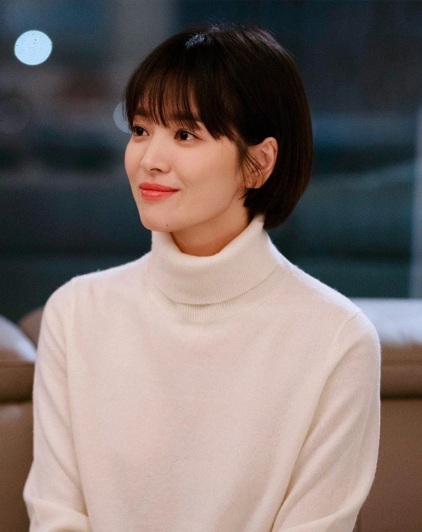 Song Hye Kyo sở hữu cả rổ kiểu tóc ngắn trẻ hóa cực đỉnh, nhưng có một kiểu dừ lắm, chị em xem né gấp-3