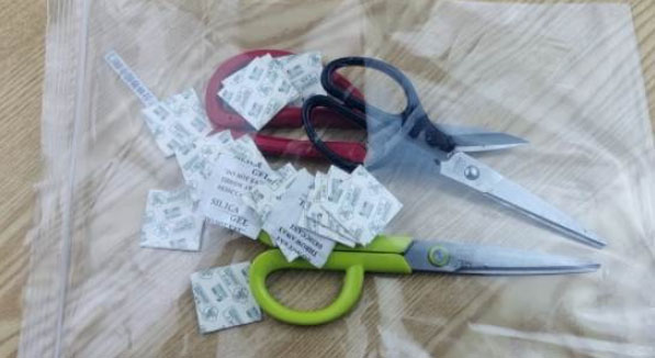 Đừng vội bỏ đi gói hút ẩm mà hãy đặt vào những vị trí này, bạn sẽ được trải nghiệm công dụng tuyệt vời-2