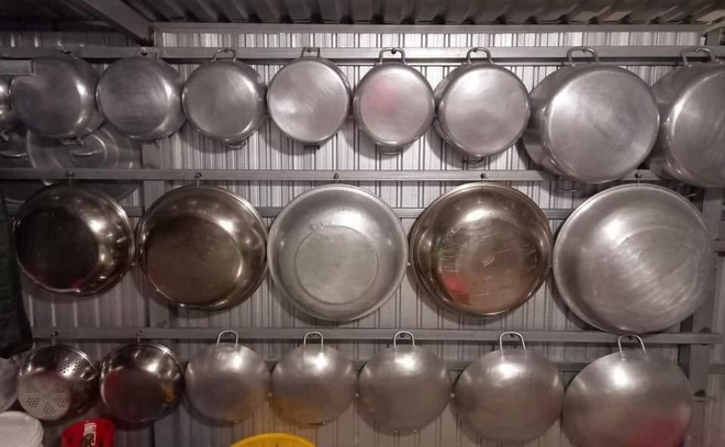 Gian bếp ngăn nắp, sáng bóng không một cặn bẩn gây sốt MXH: Người khen sướng con mắt, người bảo chủ nhân mắc bệnh rối loạn-1